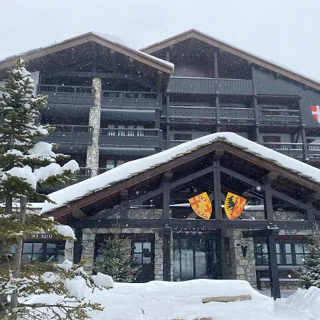 Hotel La Savoyarde 3*