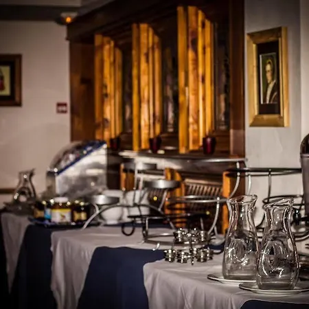 Hotel La Savoyarde Val-dʼIsère